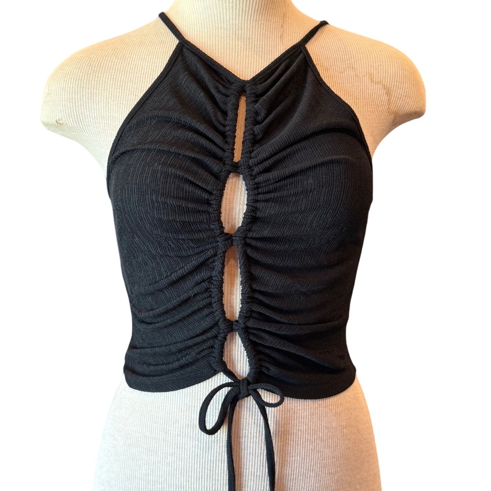 Royalty by Maluma Halter‎ Top Ruched Keyhole Sleeveless Black Top Size M NEW - Picture 2 of 7